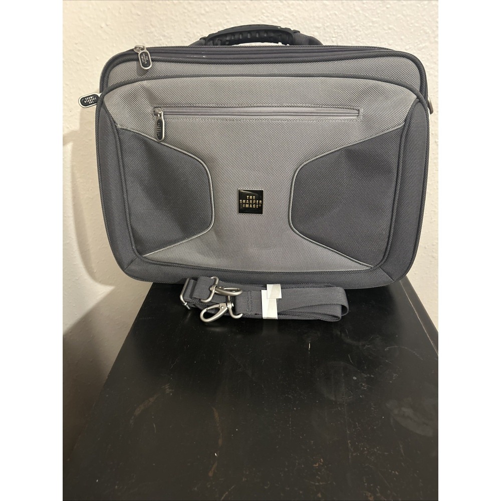 Sharper Image Carry On Laptop Bag TSA Approved Silver & Grey Travel - Picture 9 of 11
